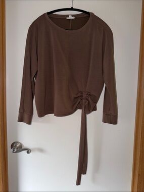 Westbound Brown Long-Sleeve Ruched Tie Top